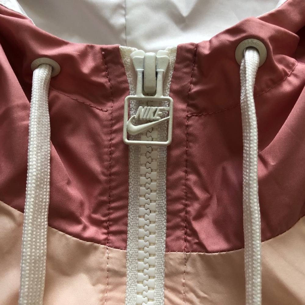 Nike Windrunner Jacket - image 5